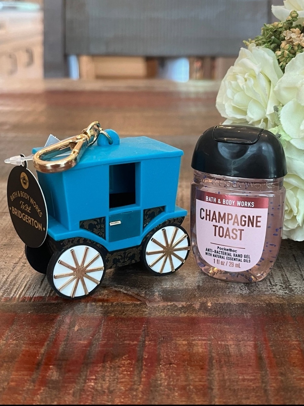 NEW Bath & Body Works BRIDGERTON Fancy CARRIAGE PocketBac Holder!